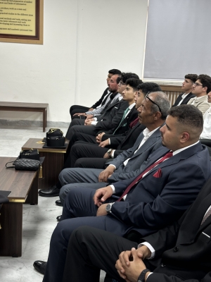 كلية العلوم وتكنولوجيا المعلومات في جامعة الزيتونة الأردنية تنظم زيارة تعريفية لطلبة المدارس