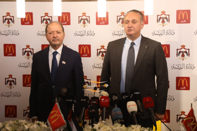 وزارة البيئة وماكدونالدز الأردن توقعان مذكرة تفاهم لتعزيز ثقافة النظافة وحماية البيئة