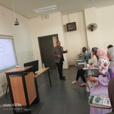 كلية الآداب والعلوم في عمان العربية تنظم محاضرة علمية حول المقامة البغدادية