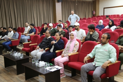 جامعة الزيتونة الأردنية تنظم محاضرة توعوية حول ميكانيكا الجسم السليمة