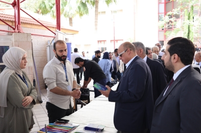بالصور .. د. الحوراني يرعى يوم الابتكار في جامعة عمّان الأهلية بمشاركة شركات ريادية وتقنية