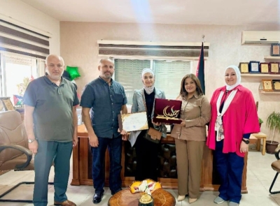 معلمة أردنية تفوز بجائزة خليفة التربوية في دولة الإمارات