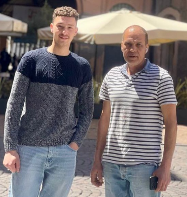 من المنوفية إلى مودينا.. شجاعة أب مصري وابنه تهز إيطاليا