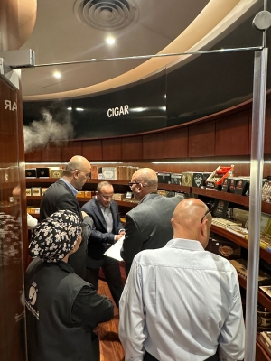 شركة الأسواق الحرة الأردنية تؤكد جاهزية فروعها في العقبة وتعزز التنسيق مع الجهات الحدودية