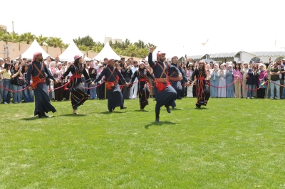جامعة البترا تحتفي بـ80 عاماً من الاستقلال بمهرجان وطني مهيب ومعرض للجاليات والجيش العربي