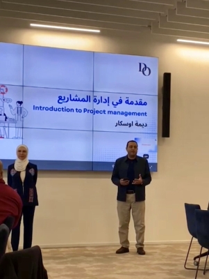 طلبة جامعة الزيتونة الأردنية يشاركون في برنامج إدارة المشاريع بالتعاون مع مؤسسة ولي العهد