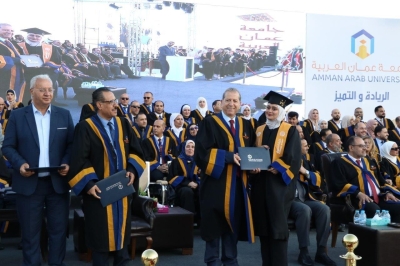 جامعة عمان العربية تحتفل بتخريج الفوج السادس والعشرين من طلبتها في رحاب الجامعة