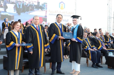 جامعة عمان العربية تحتفل بتخريج الفوج السادس والعشرين من طلبتها في رحاب الجامعة