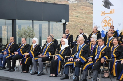 جامعة عمان العربية تحتفل بتخريج الفوج السادس والعشرين من طلبتها في رحاب الجامعة