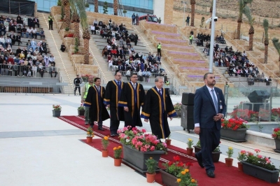 جامعة عمان العربية تحتفل بتخريج الفوج السادس والعشرين من طلبتها في رحاب الجامعة