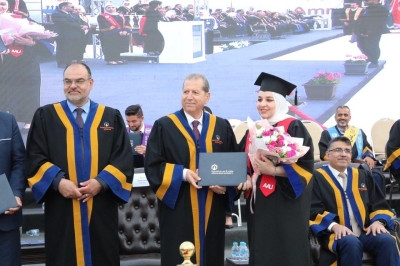 جامعة عمان العربية تحتفل بتخريج الفوج السادس والعشرين من طلبتها في رحاب الجامعة