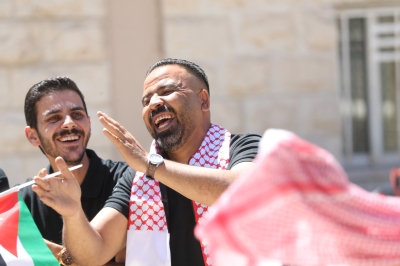 موظفو الأسواق الحرة يحتفلون بالاستقلال  - صور