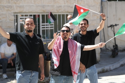 موظفو الأسواق الحرة يحتفلون بالاستقلال  - صور