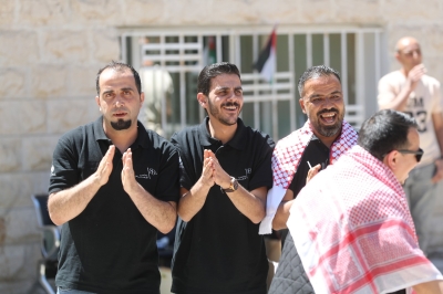 موظفو الأسواق الحرة يحتفلون بالاستقلال  - صور