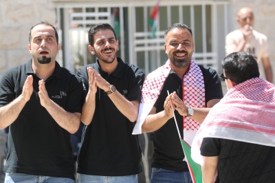 موظفو الأسواق الحرة يحتفلون بالاستقلال  - صور