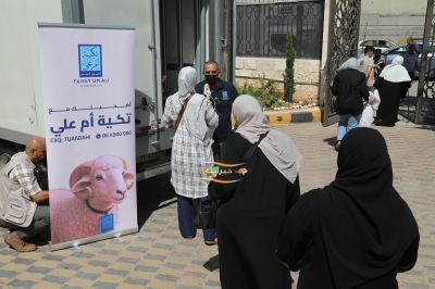 تكية أم علي تباشر توزيع لحوم الأضاحي المحلية الطازجة على 6,252 أسرة في ثاني أيام عيد الأضحى المبارك