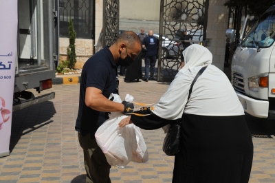 تكية أم علي تباشر توزيع لحوم الأضاحي المحلية الطازجة على 6,252 أسرة في ثاني أيام عيد الأضحى المبارك
