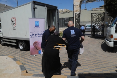 تكية أم علي تباشر توزيع لحوم الأضاحي المحلية الطازجة على 6,252 أسرة في ثاني أيام عيد الأضحى المبارك