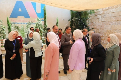 أسرة جامعة عمان العربية تتبادل التهاني بمناسبة عيد الأضحى المبارك