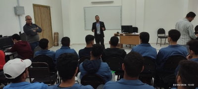 كلية الأعمال في 