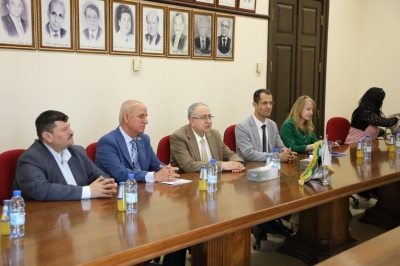 جامعة عمان العربية وجامعة دمشق توقعان مذكرة تفاهم لتعزيز التعاون