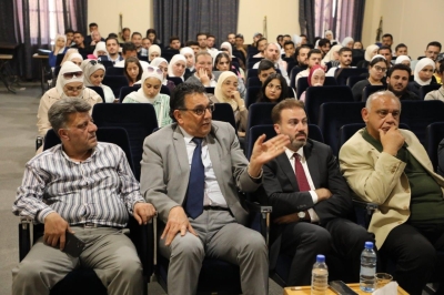 رئيس مجلس أمناء جامعة عمان العربية  يحاضر حول دور التحكيم في مرحلة إعادة الإعمار في جامعة دمشق