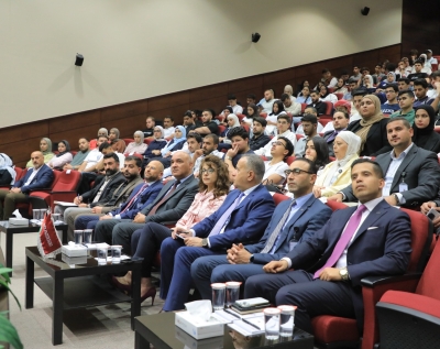 وزير الشباب من (الشرق الأوسط) : تمكين الشباب واستثمار طاقاتهم أولوية وطنية