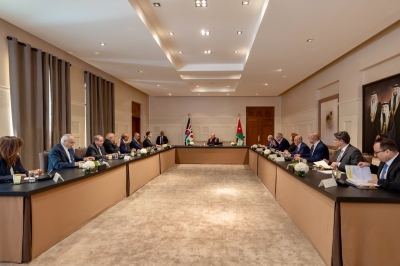 الملك : الاقتصاد الوطني أثبت قدرته على مواجهة الأزمات وتجاوزها بكفاءة