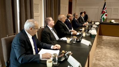 الملك : الاقتصاد الوطني أثبت قدرته على مواجهة الأزمات وتجاوزها بكفاءة