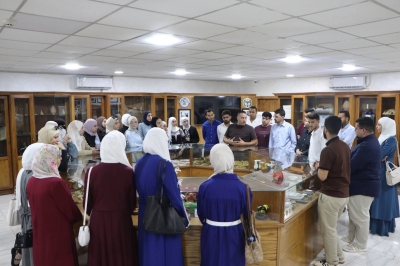 طلبة صيدلة الزيتونة يطلعون على جهود إدارة مكافحة المخدرات في التوعية والوقاية