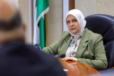 عضو المكتب السياسي في حزب الاتحاد الوطني الأردني النائب ميسون القوابعة تناقش مع ناشطين اجتماعيين مسودة قانون الإدارة المحلية
