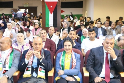 ​بالصور.. عمان الجامعية تتألق في احتفال وطني مهيب بالاستقلال الثمانين ويوم الجيش