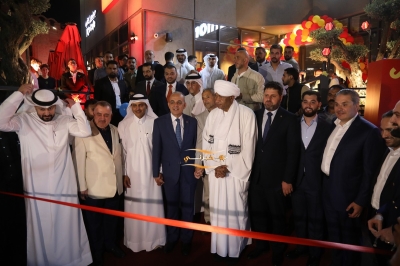 برعاية وزير السياحة والآثار، جونيورز تعزّز حضورها في الأردن بافتتاح أكبر فروعها في شارع مكة بحضور دبلوماسي رفيع المستوى