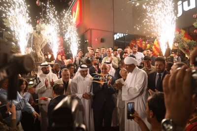 برعاية وزير السياحة والآثار، جونيورز تعزّز حضورها في الأردن بافتتاح أكبر فروعها في شارع مكة بحضور دبلوماسي رفيع المستوى