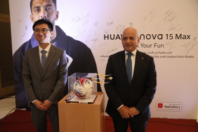 هاتف HUAWEI nova 15 Max الجديد كليًا يصل إلى الأردن بأكبر بطارية ومستويات استثنائية من التحمل والمتانة
