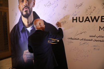 هاتف HUAWEI nova 15 Max الجديد كليًا يصل إلى الأردن بأكبر بطارية ومستويات استثنائية من التحمل والمتانة