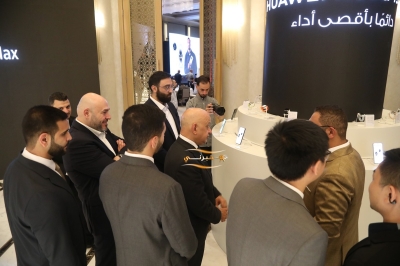 هاتف HUAWEI nova 15 Max الجديد كليًا يصل إلى الأردن بأكبر بطارية ومستويات استثنائية من التحمل والمتانة