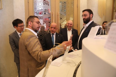 هاتف HUAWEI nova 15 Max الجديد كليًا يصل إلى الأردن بأكبر بطارية ومستويات استثنائية من التحمل والمتانة