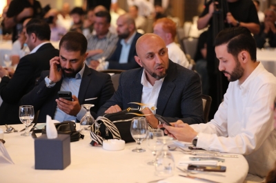 هاتف HUAWEI nova 15 Max الجديد كليًا يصل إلى الأردن بأكبر بطارية ومستويات استثنائية من التحمل والمتانة