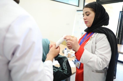 جامعة عمان العربية تستقبل وفداً من الأطباء الأمريكيين في اليوم الطبي المجاني