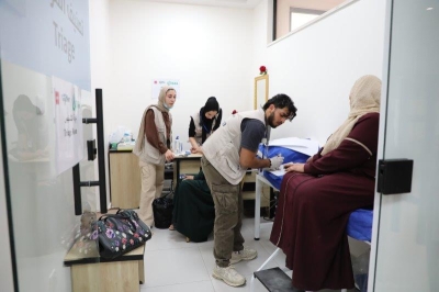 جامعة عمان العربية تستقبل وفداً من الأطباء الأمريكيين في اليوم الطبي المجاني