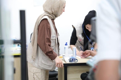 جامعة عمان العربية تستقبل وفداً من الأطباء الأمريكيين في اليوم الطبي المجاني
