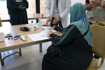 جامعة عمان العربية تستقبل وفداً من الأطباء الأمريكيين في اليوم الطبي المجاني