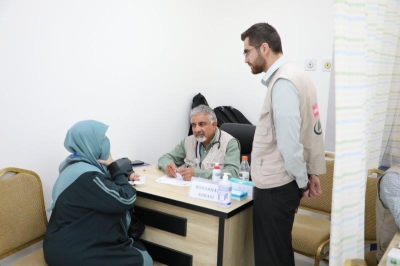 جامعة عمان العربية تستقبل وفداً من الأطباء الأمريكيين في اليوم الطبي المجاني