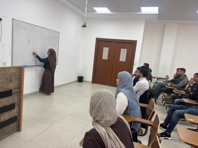 جامعة عمان العربية تنفذ سلسلة ورش تدريبية ضمن برنامج تعليم الأقران بمشاركة طلبتها