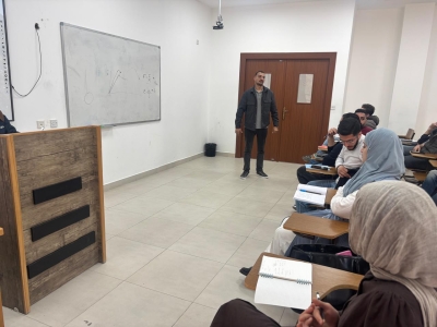 جامعة عمان العربية تنفذ سلسلة ورش تدريبية ضمن برنامج تعليم الأقران بمشاركة طلبتها