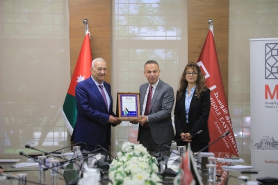 مشاريع تنموية واعدة ومسارات تعاونية مثمرة... أبرز ما جاء في زيارة بلدية الخليل لجامعة الشرق الأوسط