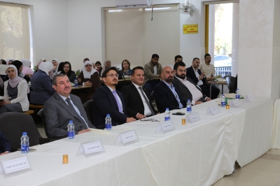 كلية الصيدلة في جامعة الزيتونة الأردنية تعقد اللقاء التاسع لخريجيها بحضور نقيب الصيادلة الأردنيين