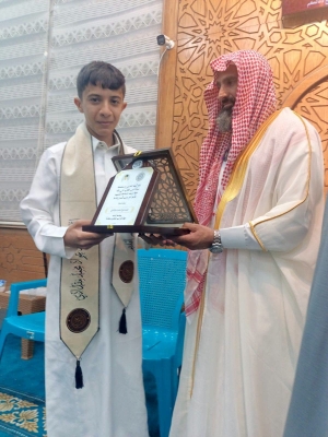 تخريج ثلاثة حفظة لكتاب الله من دار القرآن الكريم في مسجد بيت إيدس القديم بالكورة