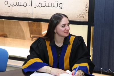 كلية الصيدلة في (عمان العربية) تعقد جلسات مناقشة رسائل الماجستير في اليقظة الدوائية والشؤون التنظيمية